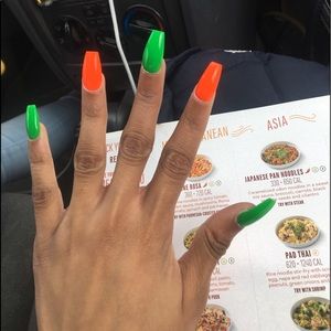 Meet your Posher, Ciani